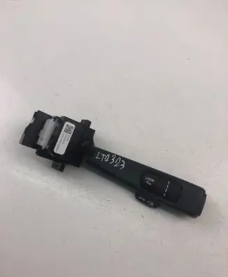 Volvo V60 Indicator stalk 31456045