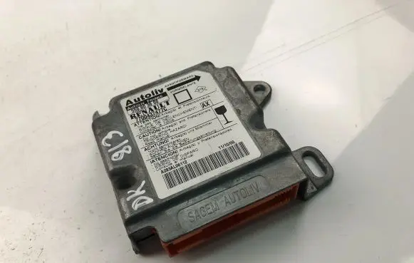 Renault Megane I Other control units/modules 7700437477C