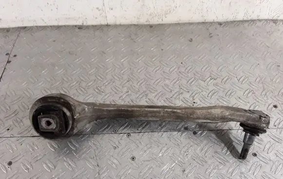 Audi A8 S8 D3 4E Front lower control arm/wishbone 4E0407695C