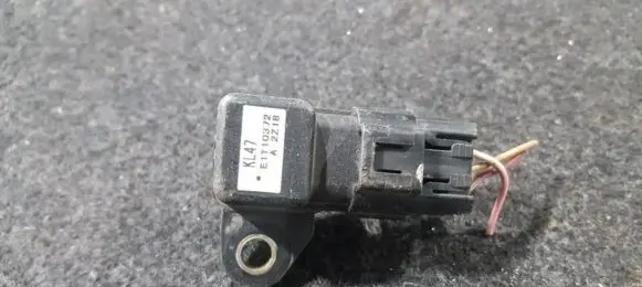 Mazda 6 Air pressure sensor e1t10372 kl47