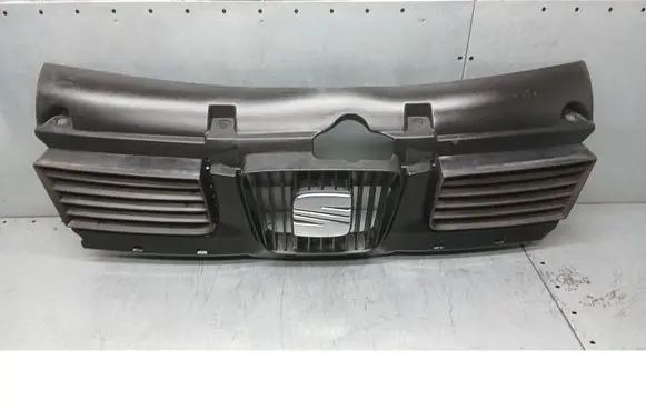 Seat Ibiza II (6k) Front grill