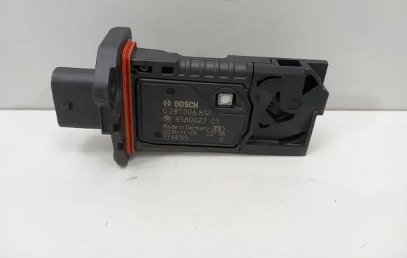 BMW X3 G01 Mass air flow meter 8580022