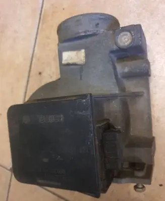 Volkswagen Golf III Electric throttle body valve 0280202050 12850529