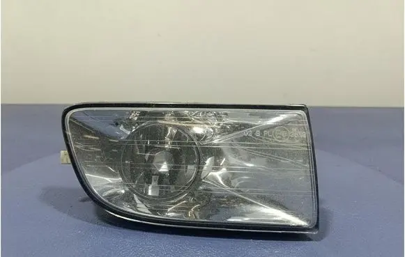 Skoda Octavia Mk2 (1Z) Front fog light 1Z0941702
