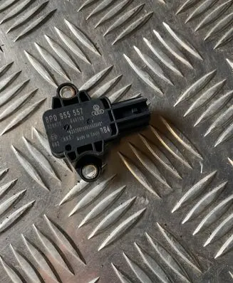 Audi A3 S3 8P Airbag deployment crash/impact sensor 8P0955557