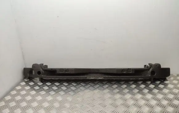 Front bumper foam support bar