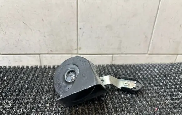 Volvo V60 Horn signal 30796896