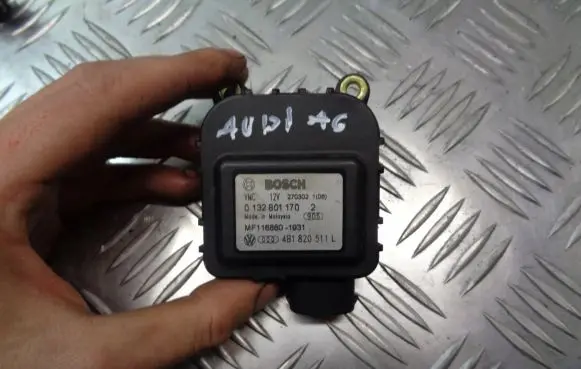 Audi A6 S6 C5 4B Central body control module 0132801170