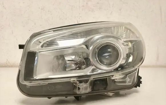 Nissan Qashqai+2 Headlight/headlamp 26060BR61B