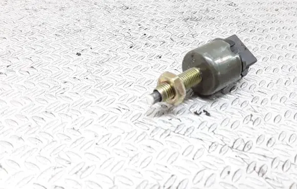 Brake pedal sensor switch
