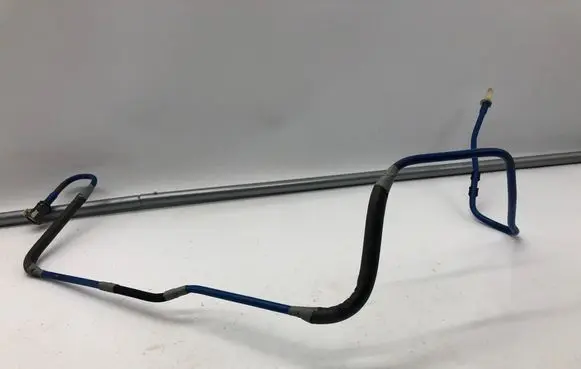 Opel Mokka B Fuel line pipe 1091101