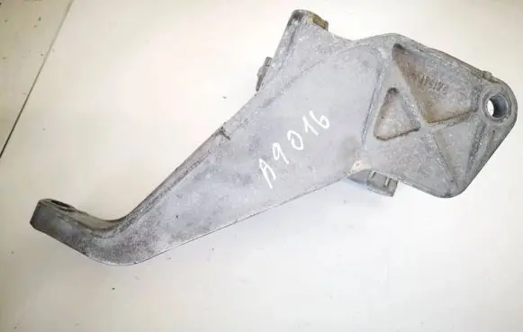 Mini One - Cooper R50 - 53 Engine mount bracket 2211675622106