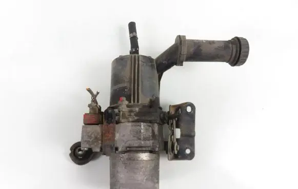 Peugeot 307 Power steering pump 9654150980
