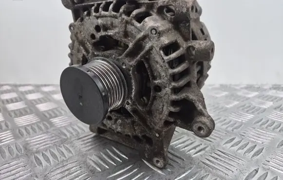 Mercedes-Benz C W204 Generator/alternator A0131549002