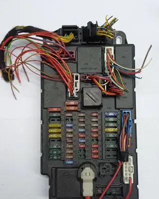 Mini One - Cooper Coupe R56 Fuse module 6135345373701 3453737