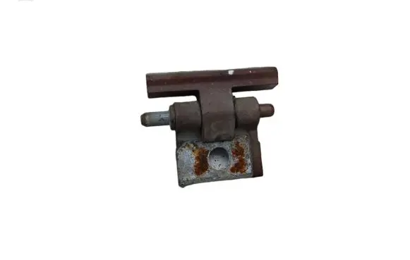 Volvo XC90 Front door lower hinge 