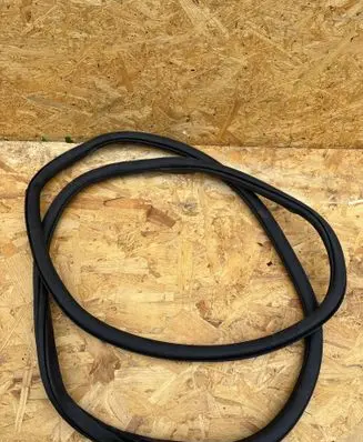 Audi Q4 e-tron Rubber seal front coupe door 11A867911B