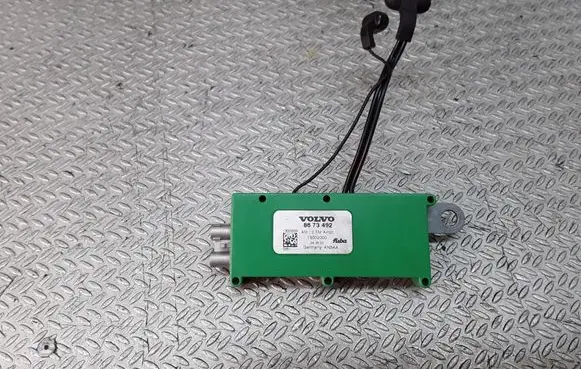 Volvo S40 Aerial antenna amplifier 8673492