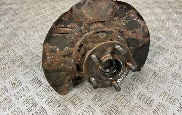 Subaru Outback Front wheel hub 