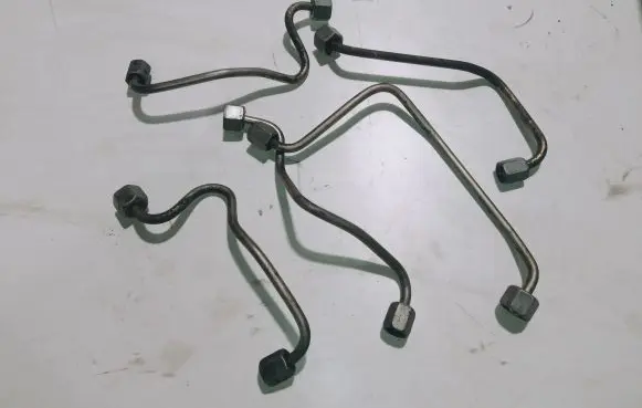 Ford Fiesta Fuel injector supply line/pipe 