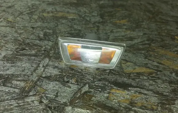 Opel Insignia A Front fender indicator light E126128