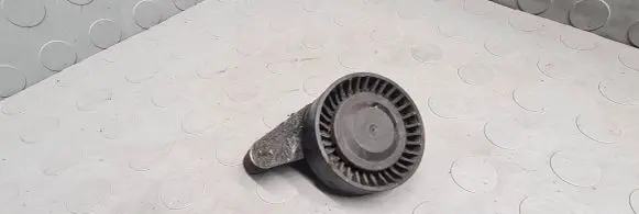 BMW X5 E53 Belt tensioner pulley 7515280