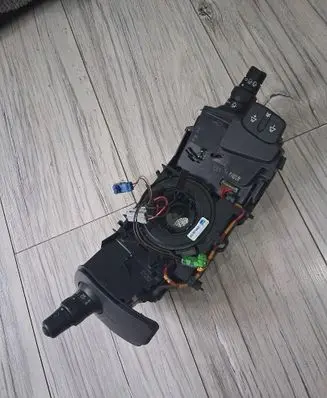 Renault Clio III Headlight wiper switch 8200245449