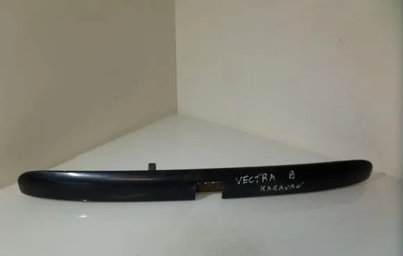 Opel Vectra B Tailgate trim 5001081002