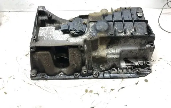 Oil sump