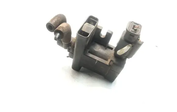 Vacuum valve