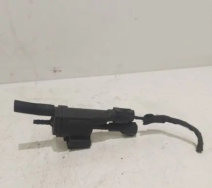 Mercedes-Benz C W203 Valve vacuum 0025401497 48B43625B00