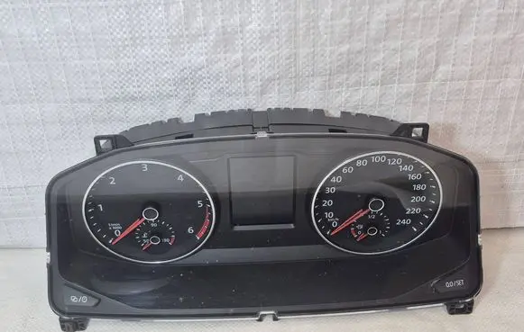 Speedometer (instrument cluster)