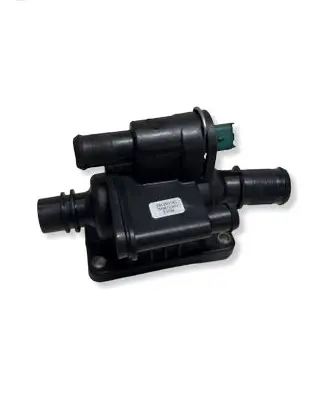 Ford Focus C-MAX Thermostat/thermostat housing 