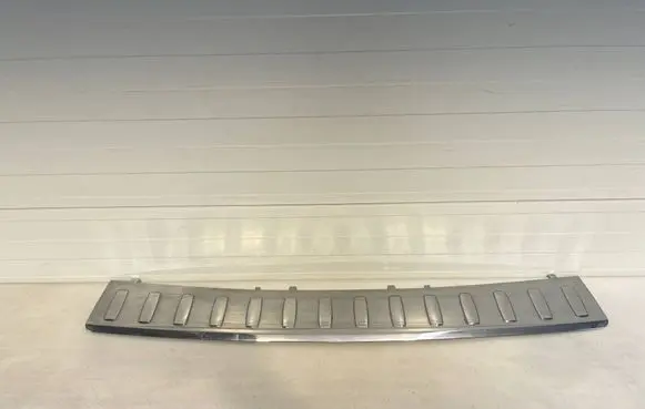 Mercedes-Benz ML AMG W166 Rear bumper trim bar molding A1668853374