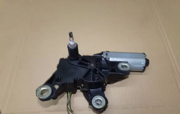 Audi A3 S3 8L Rear window wiper motor 8L0955711B