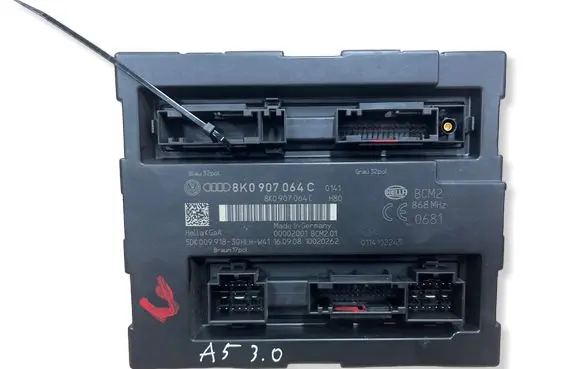 Audi A5 8T 8F Comfort/convenience module 8K0907064C 5DK00991830