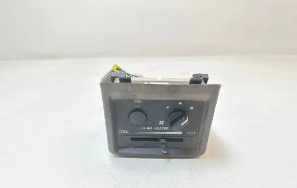 Mitsubishi Pajero Climate control unit