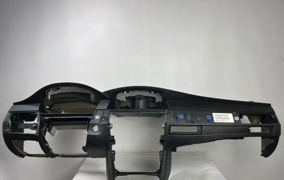BMW 5 E60 E61 Dashboard 6976421 TT69764 09B1332B16740