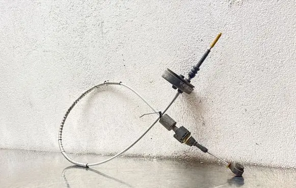 Opel Vectra C Gear shift cable linkage 13102529