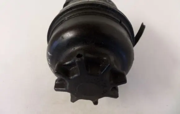 Mercedes-Benz Vito Viano W638 Power steering fluid tank/reservoir 90110