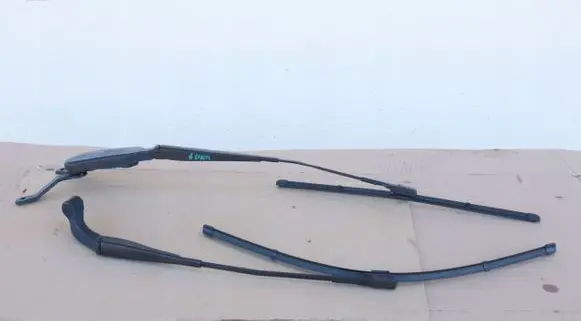 Mercedes-Benz B W247 Front wiper blade arm A2478204500