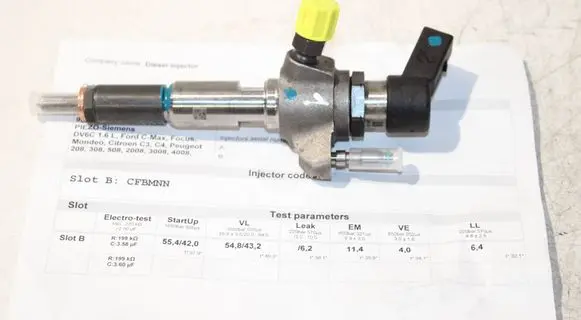 Ford Focus Fuel injector 9802448680