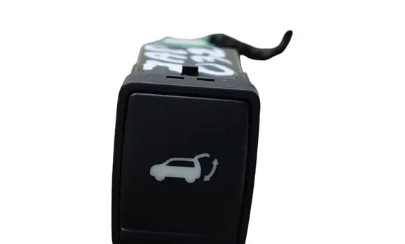 Nissan X-Trail T32 Tailgate opening switch 083492A C41220