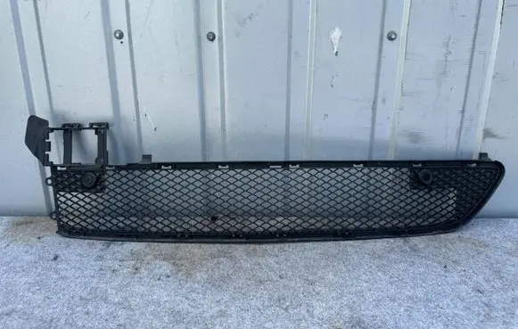 Mercedes-Benz B W246 W242 Front bumper lower grill A2468852222 A2468852322