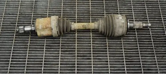 Toyota Hilux (AN10, AN20, AN30) Front driveshaft