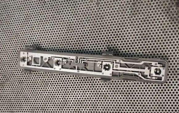 Mercedes-Benz Vito Viano W639 Tail light bulb cover holder