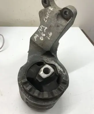 Mini Cooper Hatch Hardtop Engine mount bracket 12628710