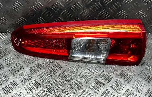 Volvo XC70 Rear/tail lights 160986