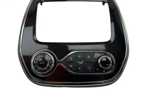 Renault Captur Climate control unit 275108796R 682700795R 682707901R
