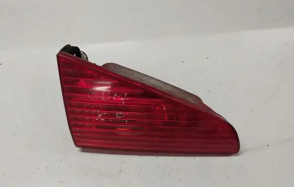 Peugeot 607 Tailgate rear/tail lights 92076348